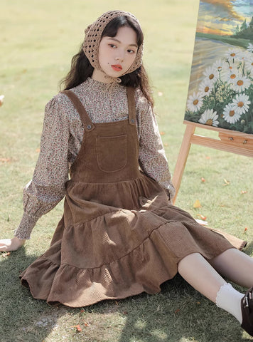Vestido y blusa tipo pichi de pana escalonados