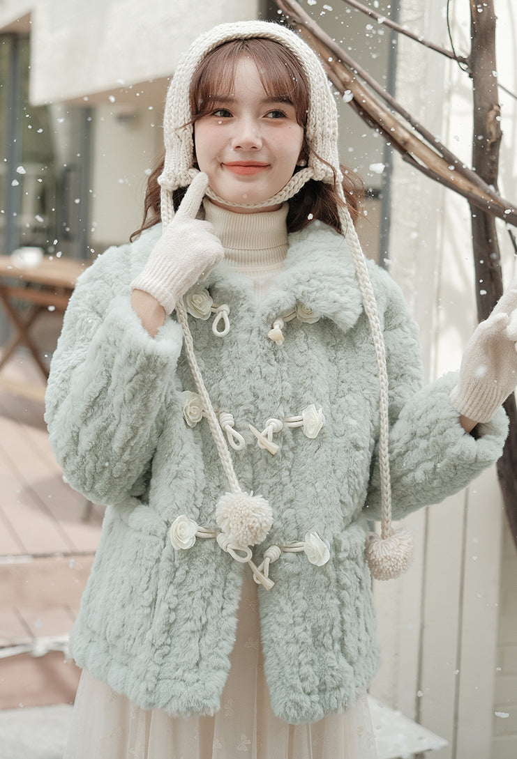 Abrigo de piel con botones Little Rose