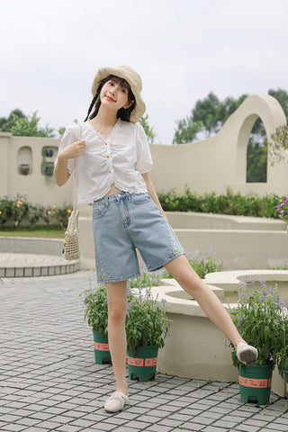 Tulip Tips Embroidered Shorts