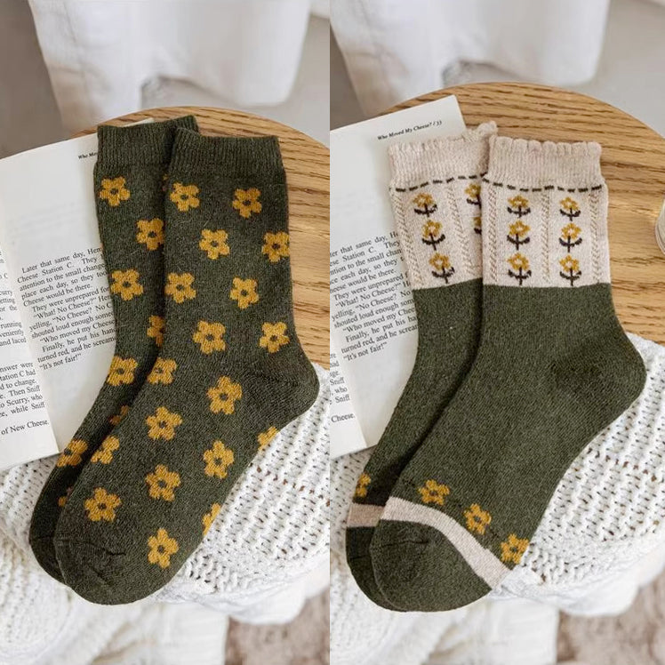 Rustic Daisy Wool Socks