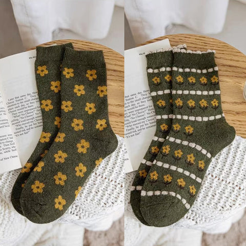 Rustic Daisy Wool Socks