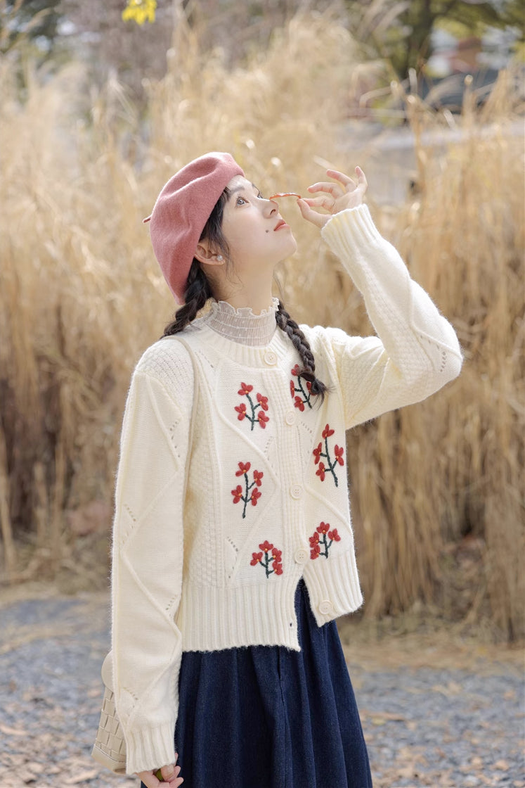 Ditsy Floral Embroidered Round Neck Cardigan