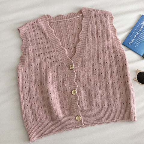 Scallop Trim Vest