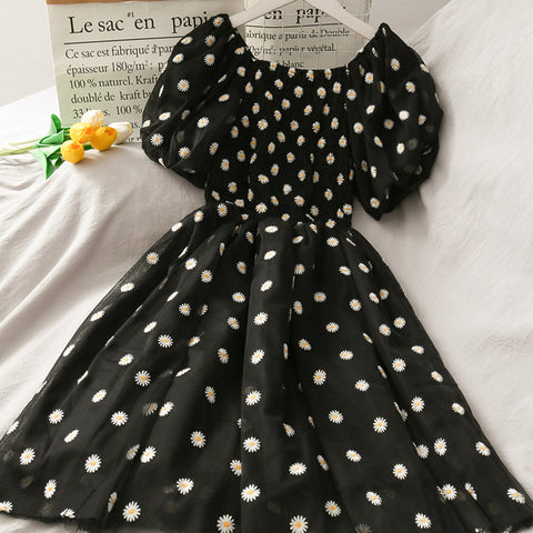 Puff Sleeve Daisy Dress