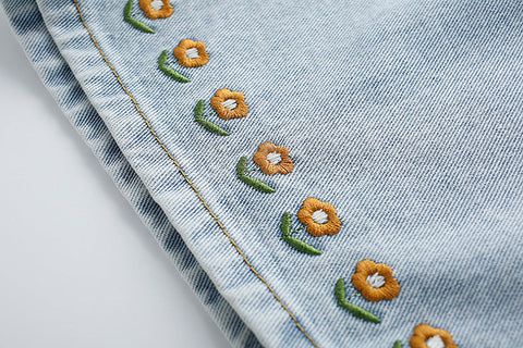 Daisy Chain Embroidered Shorts