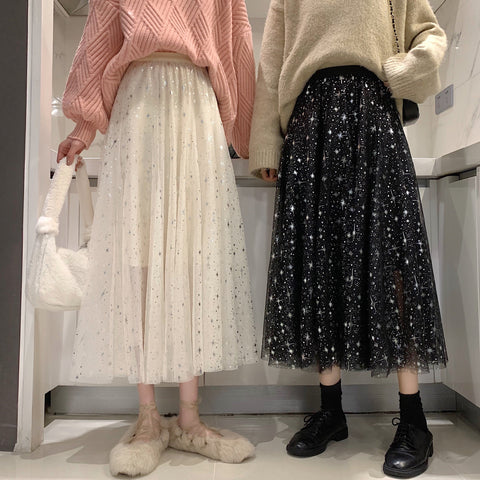 Tüllrock mit funkelnden Sternen