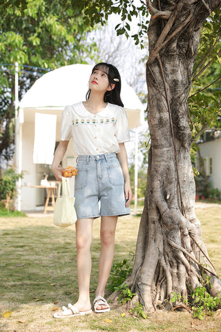 Daisy Chain Scalloped Blouse