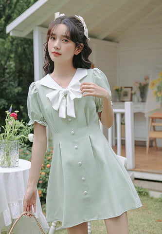 Süßes Matrosen-Minikleid mit Knöpfen