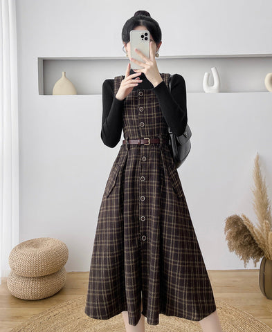 Vestido estilo pichi a cuadros con botones