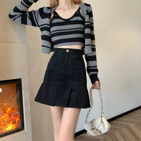 Corduroy Mermaid Pleated Skirt