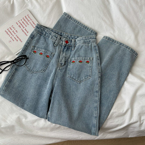 Jeans mit Rosen-Stickerei