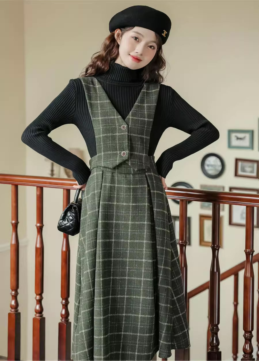 Vestido tipo pichi con chaleco a cuadros
