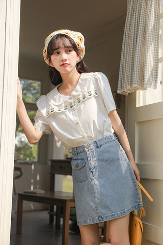 Daisy Chain Scalloped Blouse