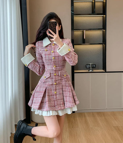 Vestido corto de tweed a cuadros coqueto