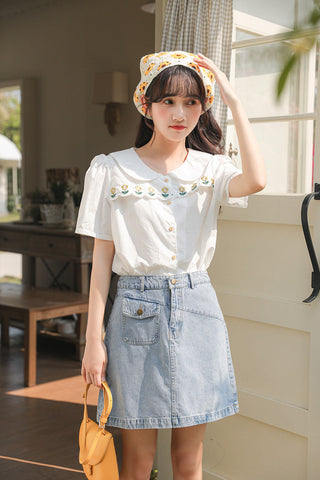 Daisy Chain Scalloped Blouse