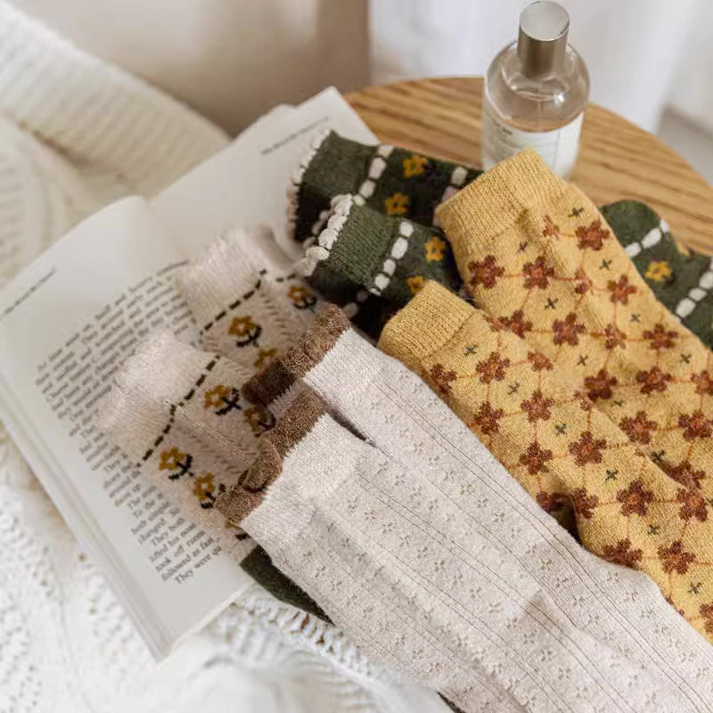 Rustic Daisy Wool Socks