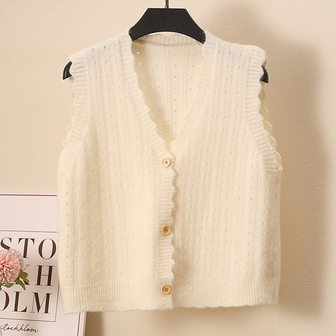 Scallop Trim Vest