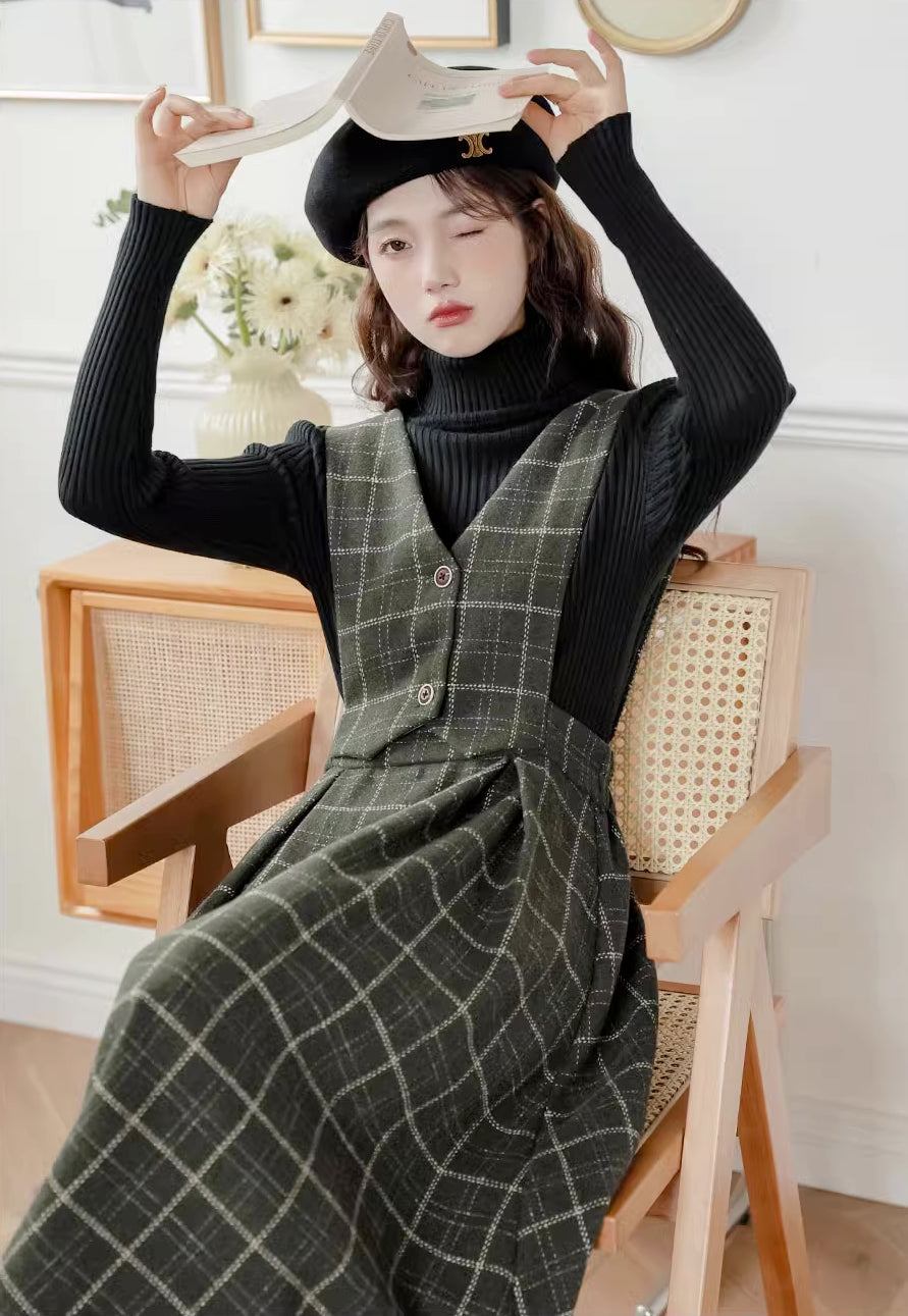 Vestido tipo pichi con chaleco a cuadros