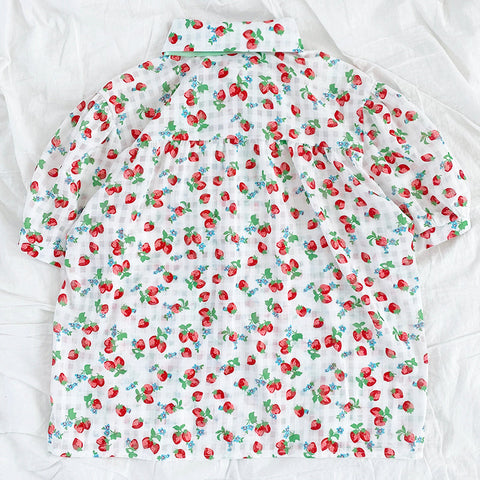 Camisa abotonada de cuadros escoceses con fresas