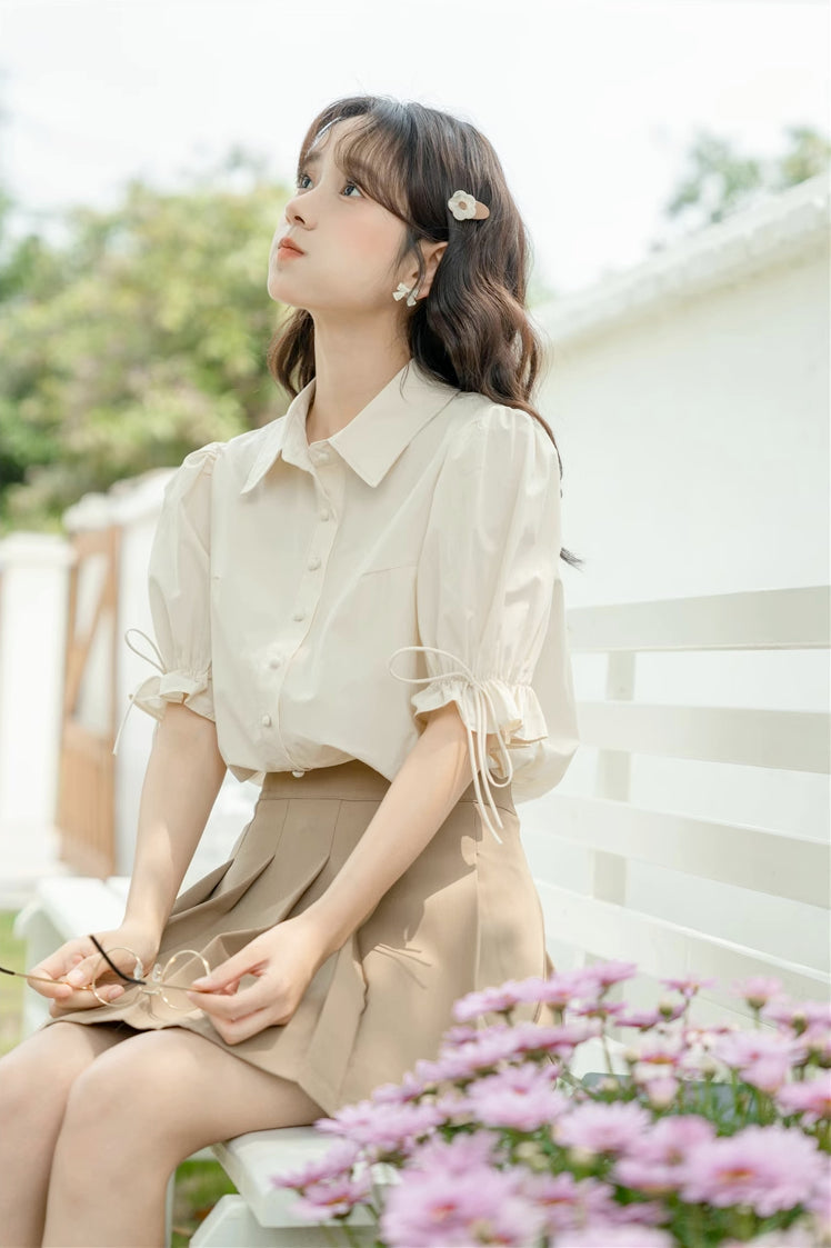 Basic Frilly Puff Sleeve Blouse