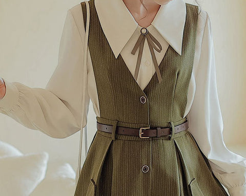 Traveller's Pinafore-Set mit Nadelstreifen