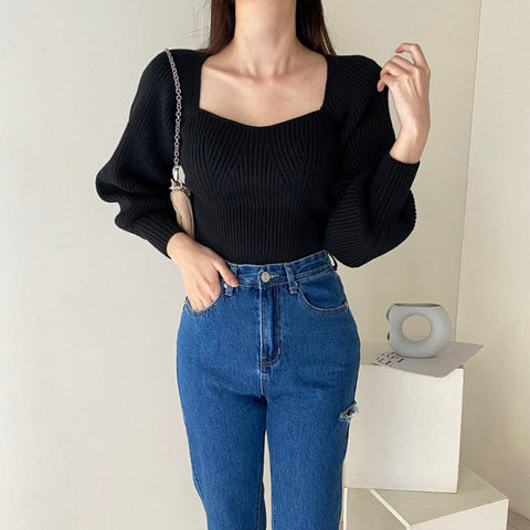 Kurzer Pullover mit gerippten Puffärmeln