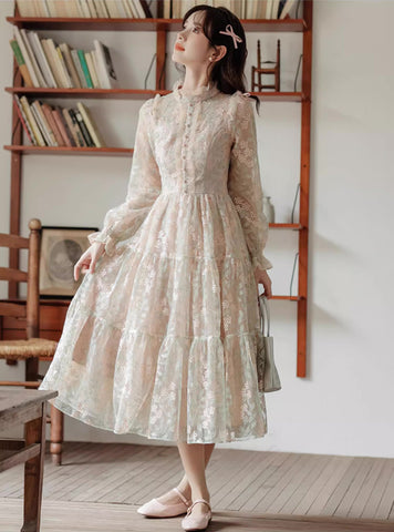 Vestido midi con bordado de flores