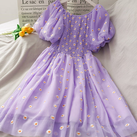 Puff Sleeve Daisy Dress