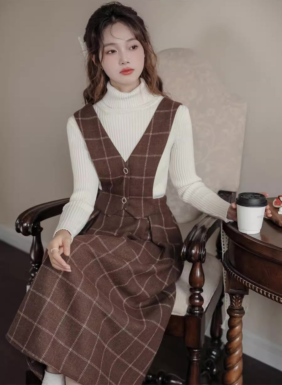 Vestido tipo pichi con chaleco a cuadros