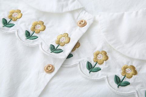 Daisy Chain Scalloped Blouse