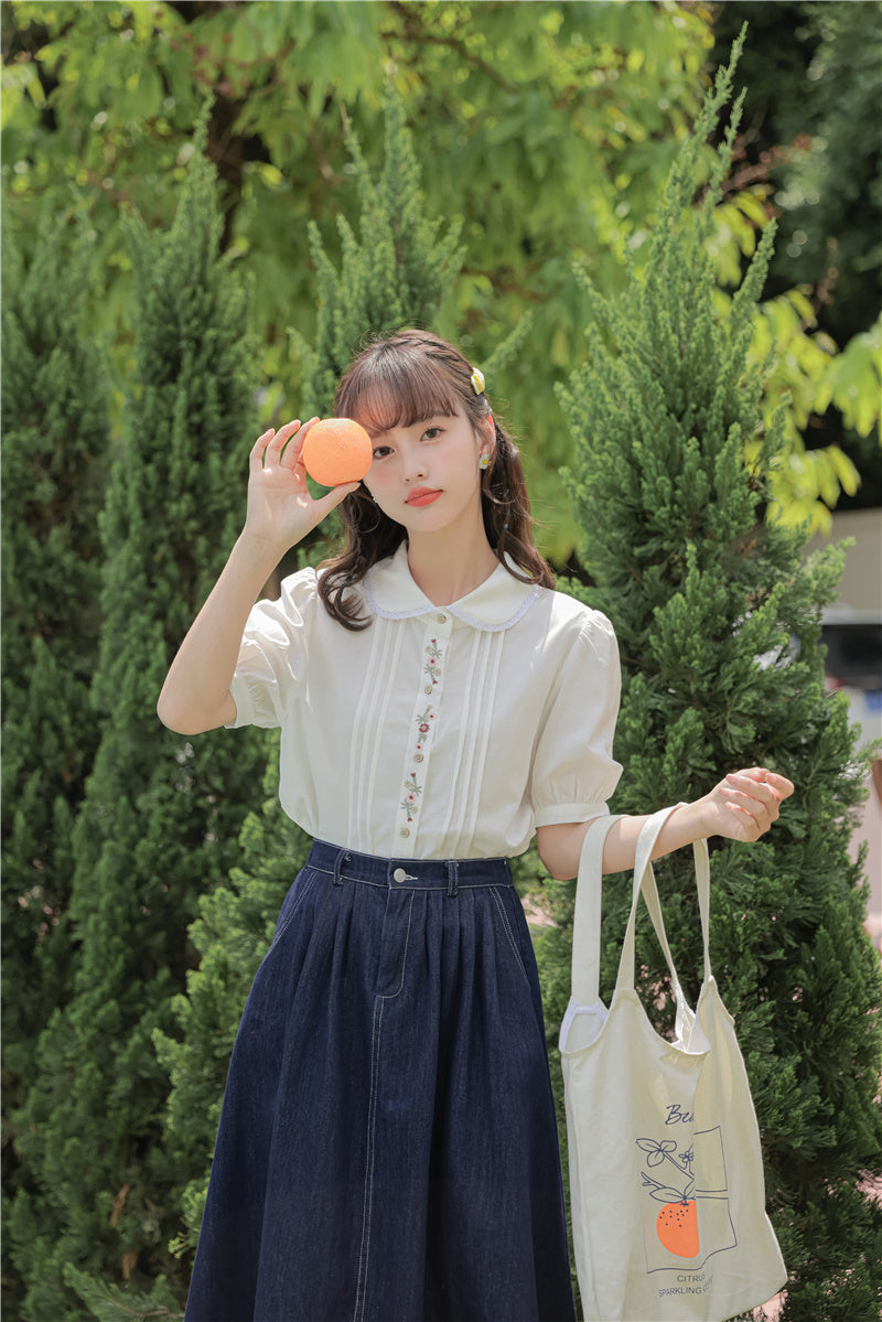 Little Floral Embroidered Blouse