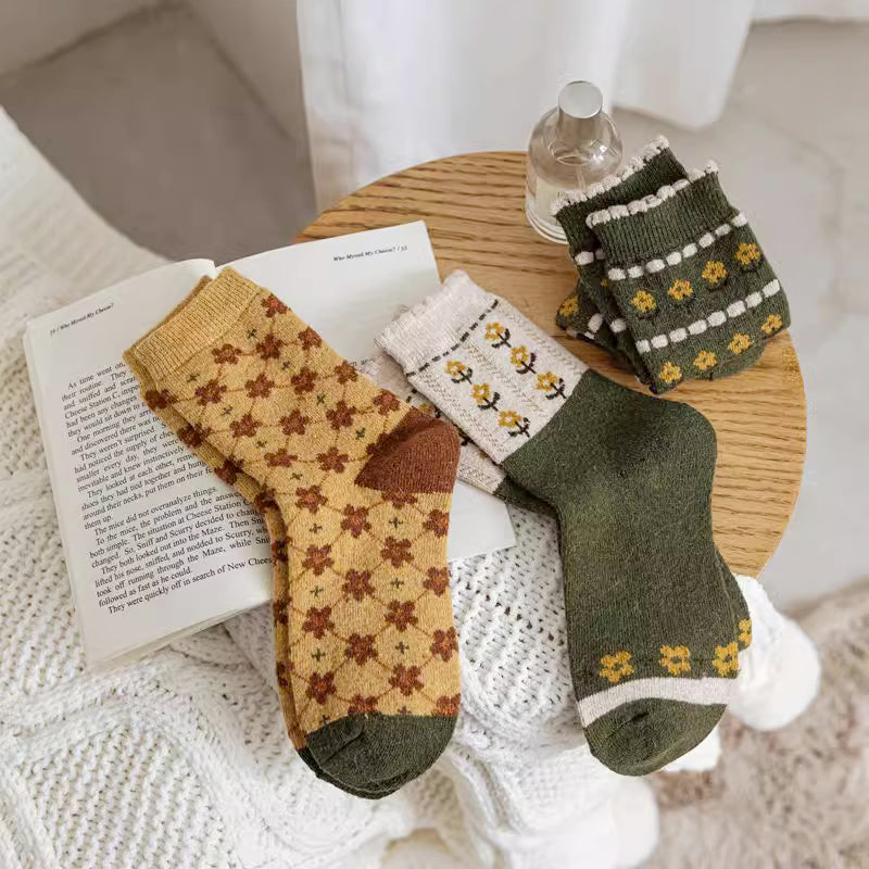 Rustic Daisy Wool Socks
