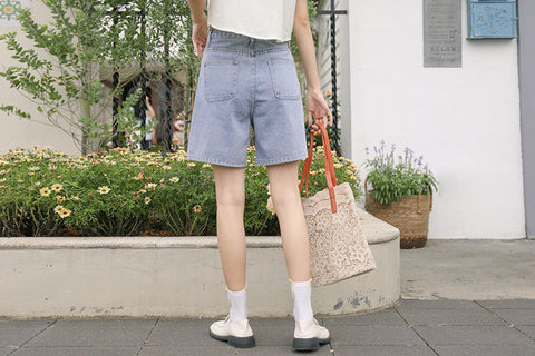 Posy Pockets Embroidered Shorts