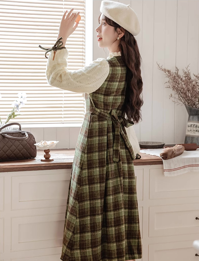Chocolate Tea – Kariertes Twofer-Midikleid