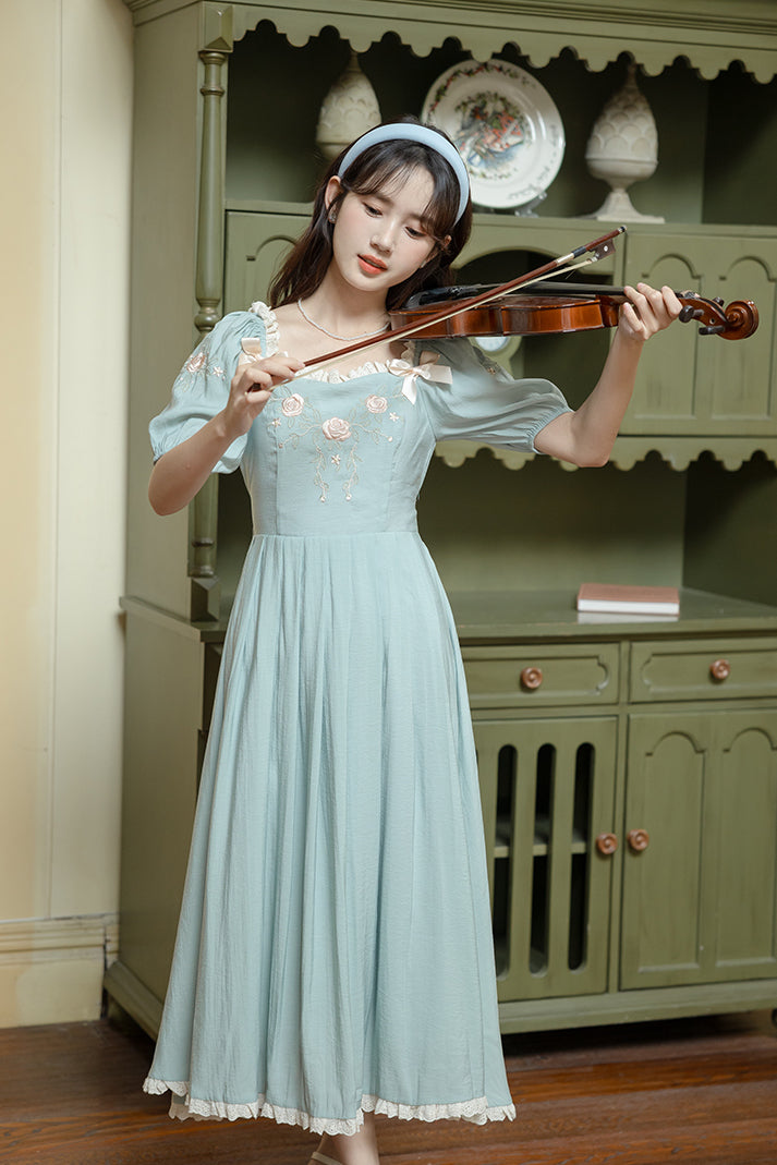 Teacup Rose Midi Dress