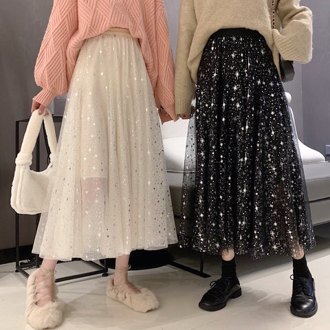 Tüllrock mit funkelnden Sternen