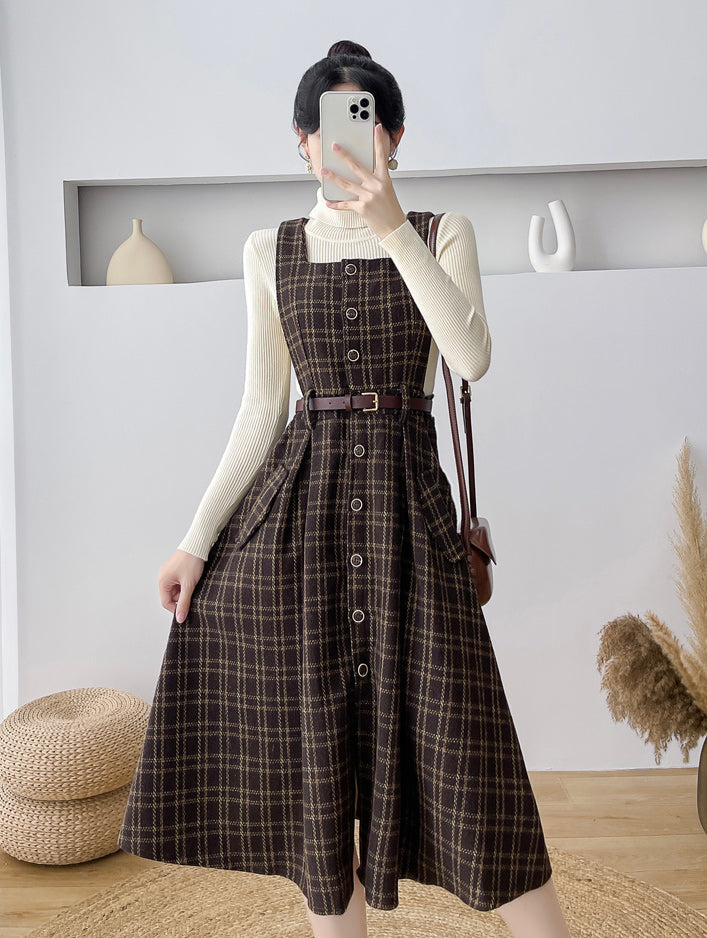 Vestido estilo pichi a cuadros con botones