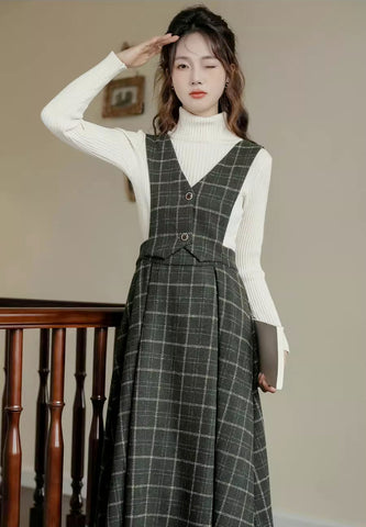 Vestido tipo pichi con chaleco a cuadros