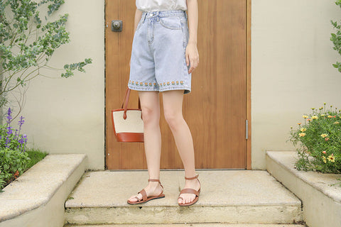 Daisy Chain Embroidered Shorts