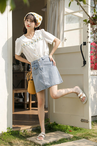 Daisy Chain Scalloped Blouse