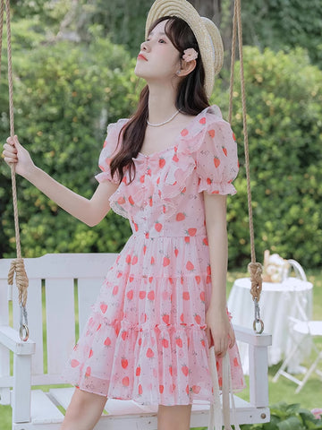 Erdbeermädchen-Minikleid