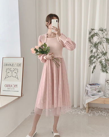 Vestido de suéter de punto con encaje