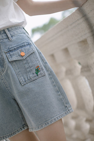 Embroidered Button Pocket Shorts