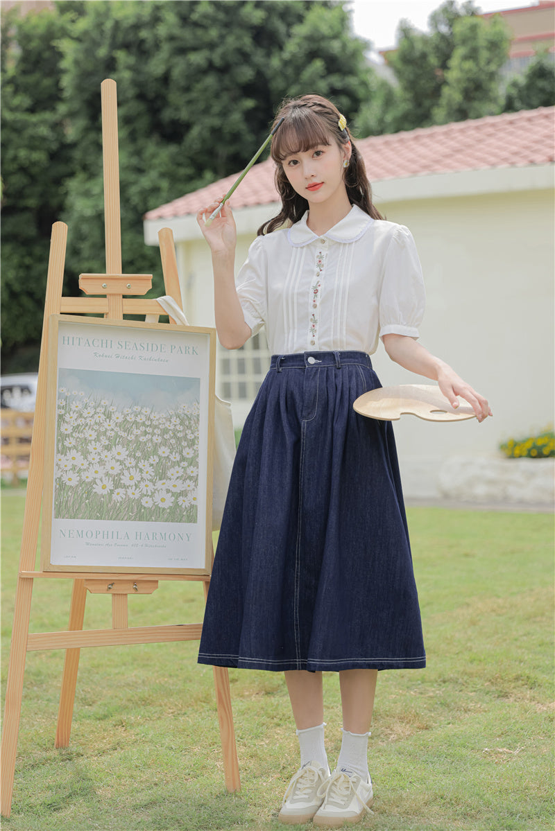 Little Floral Embroidered Blouse