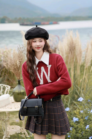 Muskatnussfarbener Mini-Faltenrock mit Karomuster