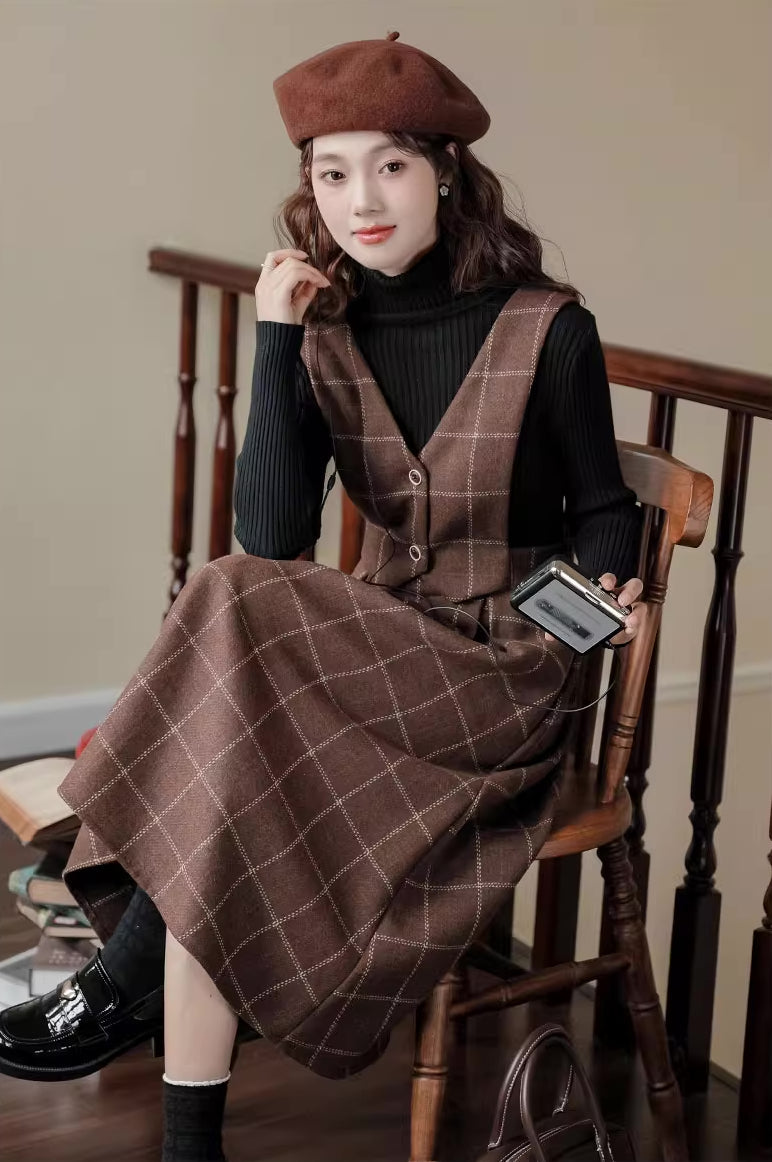 Vestido tipo pichi con chaleco a cuadros