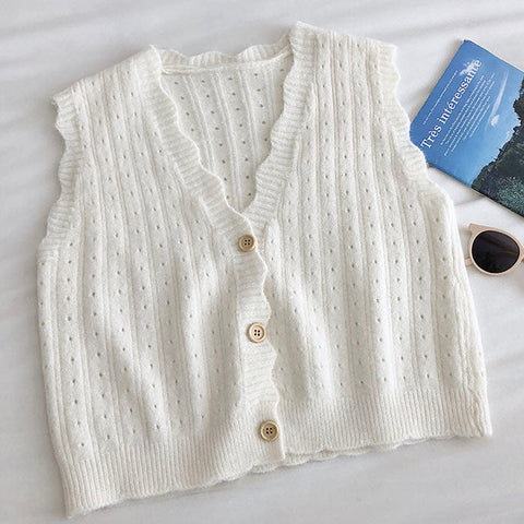 Scallop Trim Vest