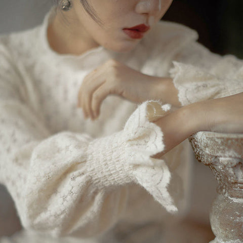 Bluse mit Gänseblümchenspitze