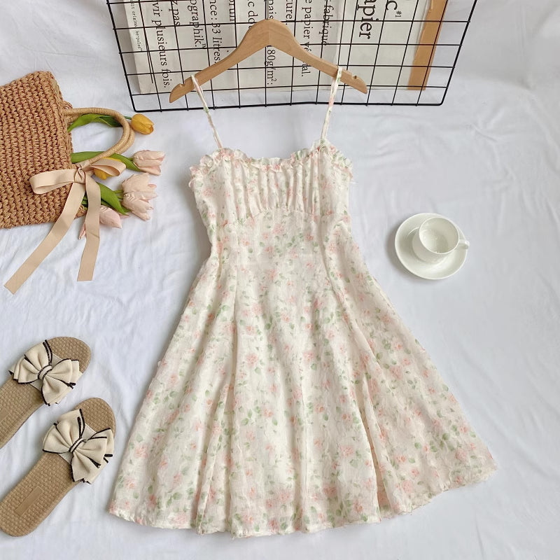 Vestido mini de tirantes con rosa descolorido
