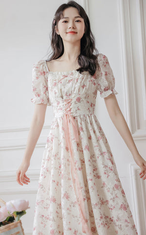 Vestido con encaje de flor de cerezo